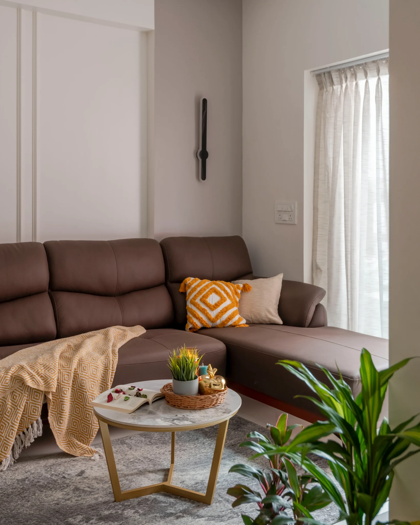 Sofa with Table